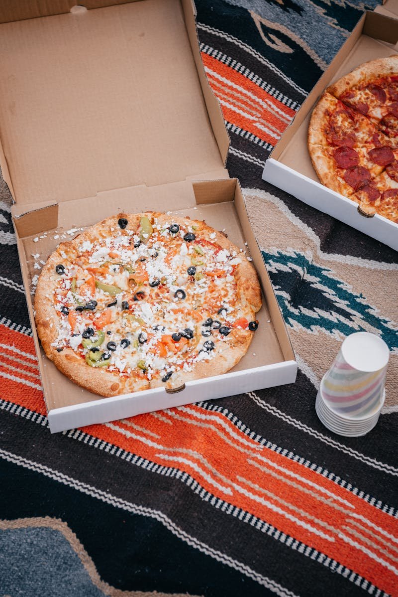 Custom printed pizza boxes